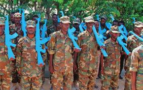 eutm-somalia basis militaire vaardigheids Compagnie in Somalië niet in trainingsmiddelen, waaronder oefengeweren. EUTM-S heeft zelf geen budget om in trainingsmiddelen te voorzien.