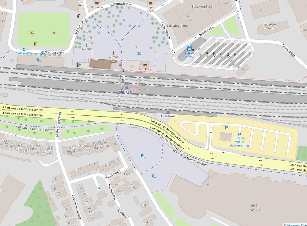 Oplossingen fietsparkeren NS-station Apeldoorn 19 september 2017 Eenheden RL/B&O Aanleiding In het centrum van Apeldoorn zijn het treinstation centraal en het busstation gelegen.