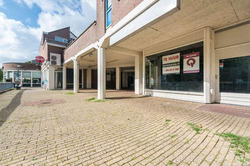 nl Te huur winkelpand Struytse Hoeck 15 Hellevoetsluis 3224 HA Hellevoetsluis, Zuid-Holland Omschrijving pand: Te huur winkelruimte Struytse Hoeck 15 Hellevoetsluis Op een perfecte zichtlocatie!