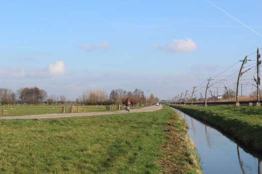 De Betuwelijn in het buitengebied van Sliedrecht (bron: www.sliedrechtvandaag.