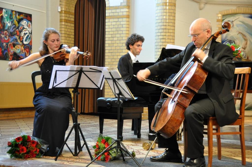 Een bezoeker stuurde ons het onderstaande mailtje: "wij willen u bedanken voor het mooie concert gisteren in het cenakel, en u complimenteren met de vriendelijke, gastvrije ontvangst.