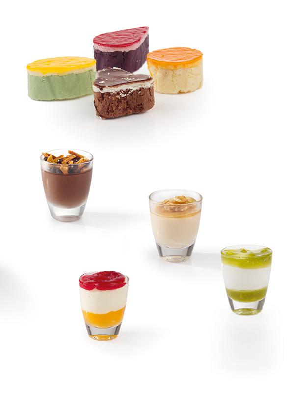 41 luxe bavarois assorti Assortiment van kersen, mango, duindoorn en kokos bavarois. art.nr.