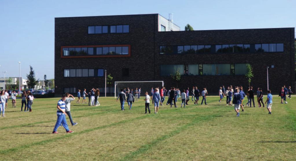 Beste jongere Het laatste schooljaar in je lagere school loopt op zijn einde. Vandaag ben je op zoek naar een secundaire school die bij jou past.