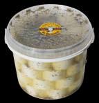 Artikel: 1689 Gewicht: 1,3 kg Vet: 60 % Lebo Roomkaas Naturel worst Verse roomkaas met vele culinaire mogelijkheden. Ideale kaas voor de horeca.