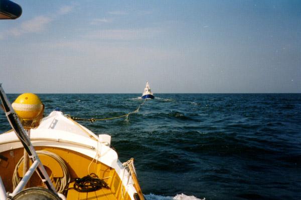 De Ida Marie kreeg de eer om het flottielje aan te voeren, een contactman van de RNLI was aan boord van de Ida Marie.