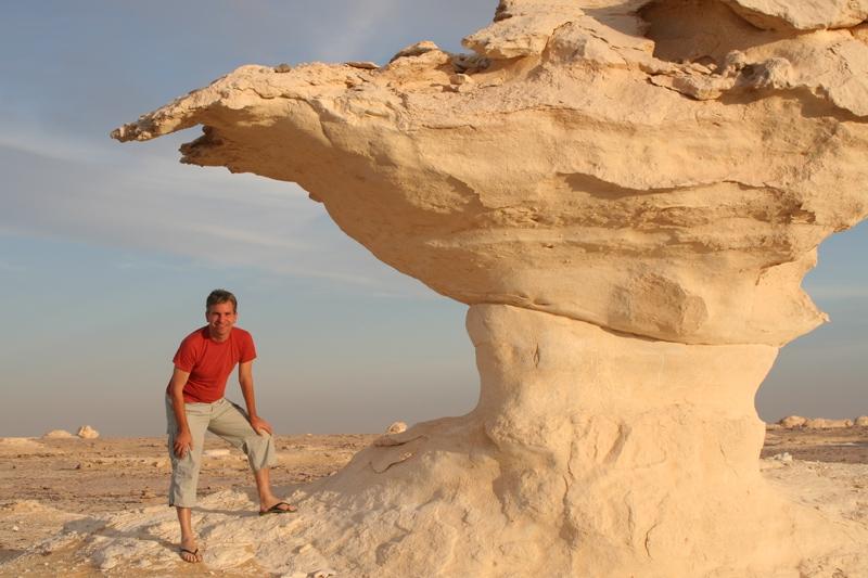 Dag 4: Caïro - Bahariyya Oase - Crystal Mountain - Witte Woestijn Je bent niet in Egypte geweest als je de woestijn niet hebt gezien.