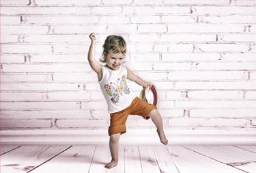 KIDS DANCE Jong geleerd is oud gedaan! Aqua & Move biedt leuke en speelse lessen aan voor kinderen/ jongeren van 3 tot 15 jaar.