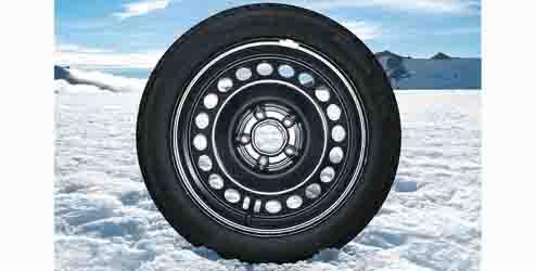 Complete set stalen velg met winterbanden, 17-inch Lichtmetalen velg, 7-spaaks, 17-inch Lichtmetalen velg, 7-spaaks, 17-inch onderdeelnummer: 13335283 Catalog Number: 17 50 011 Band: Dunlop