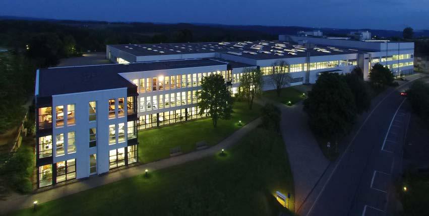 Met een internationaal distributienetwerk en de dochterondernemingen AGRO in Zwitserland en HELIA in België, zijn wij voor