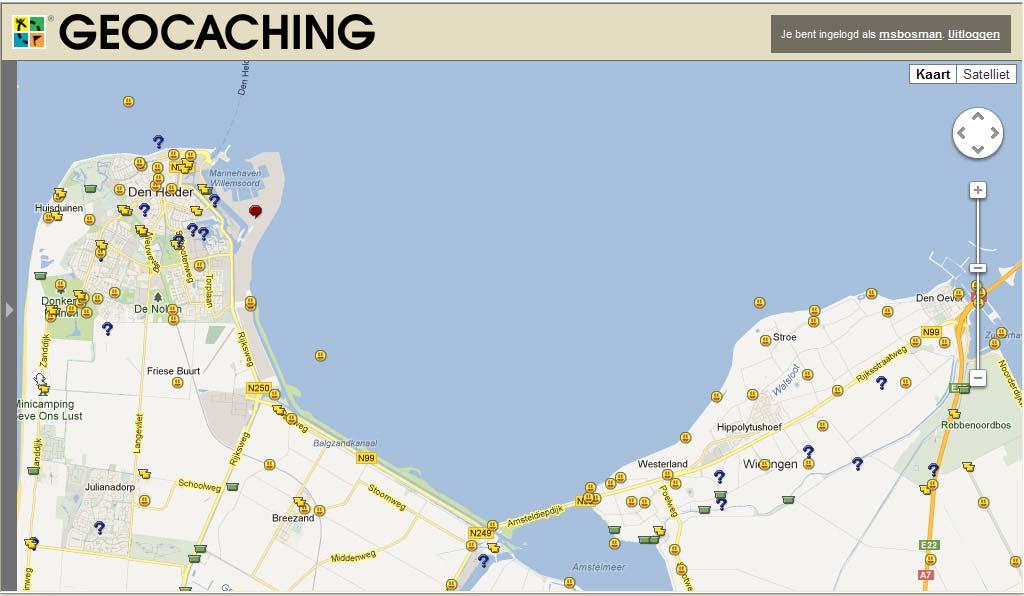 Wat doe je bij geocaching. Bij geocaching probeer je met behulp van een gps systeem een cache te vinden. Als je de cache gevonden hebt, dan ga je heel voorzichtig de cache pakken.