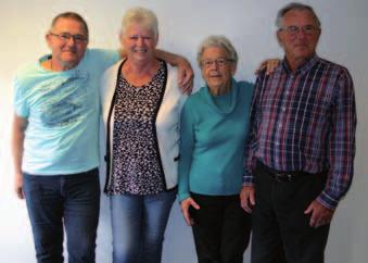 Samen met haar man Harry en het echtpaar Nel en Cock van Deventer runnen zij al meer dan tien jaar deze ontmoetingsruimte voor senioren in Groenoord.