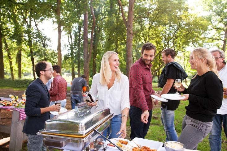 Kust, natuur en cultuur Vanuit de hostels kunnen onze gasten alle kanten op: uitwaaien langs de kust, de bossen in of cultuur snuiven in de mooiste steden.