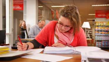 Inhoud van gesprekken volgens leerlingen De gesprekken met leerlingen gaan het meest over cijfers en wat de leerlingen moeten doen voor hun opleiding.