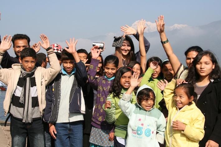 Voorwoord Met groot genoegen presenteer ik u het jaarverslag 2010 van de Stichting Bachi Amaa.