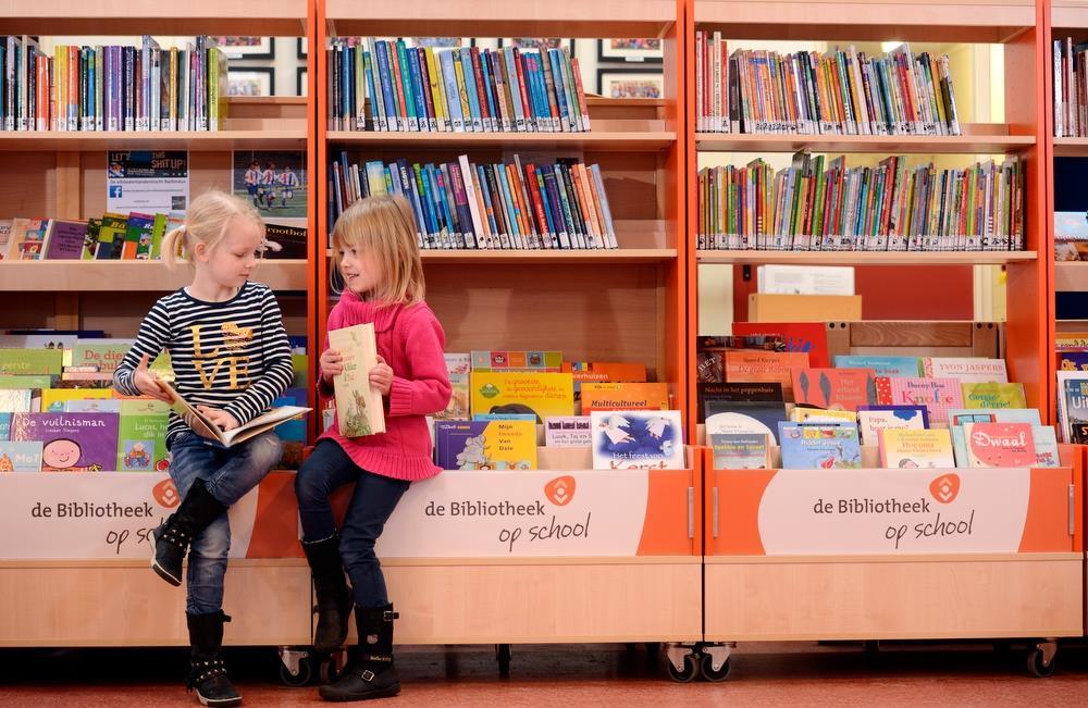 Programma Onderdelen voor de ideale inrichting en presentatie van de Bibliotheek op school Inrichting: Plaatsing schoolbibliotheek Kasten Service