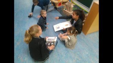 Kinderboekenweek 2017 Wij zijn samen De Brug Bibbers in je buik Met elkaar stonden we ook dit jaar stil