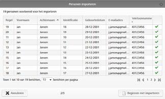 Personen importeren U heeft bij AirKey ook de mogelijkheid gebruikers aan te maken via een extern bestand. Hiervoor is een CSV-bestand nodig dat kan worden geïmporteerd.