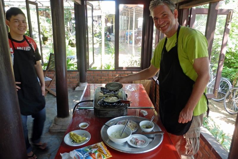 My Lai is een dorp in de centrale kuststrook van Vietnam en werd bekend vanwege een tragisch bloedbad.