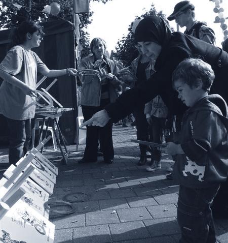 Het Kinderrechtendorp stond op vijf evenementen voor kinderen, verspreid over verschillende provincies. Ondertussen doen al veertien kinderrechtenorganisaties mee.