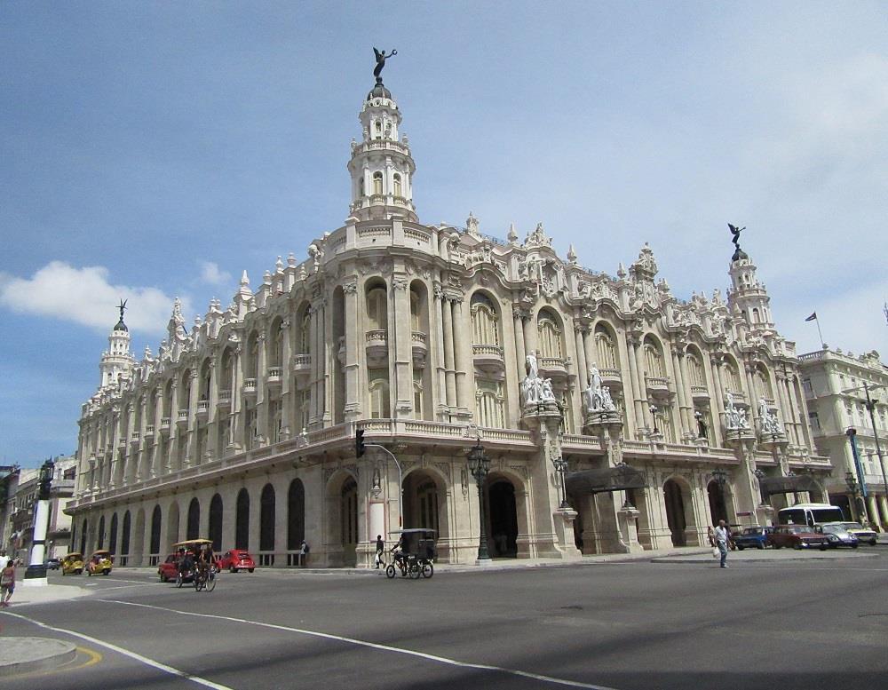 De gevel die zeker niet mag ontbreken in het thema is de gevel van het Gran Teatro de La Habana.
