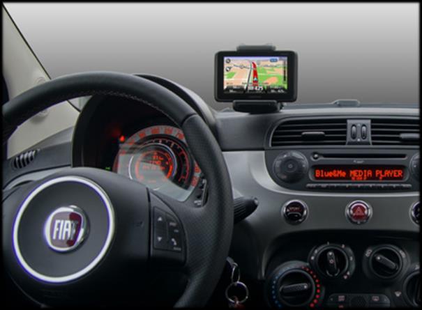 Car electronics / navigatie TomTom Go Live 1000 M Europe 2 Blue&me De TomTom is voorzien van een speciale schermhouder (cradle).