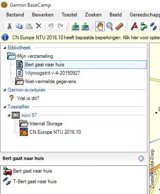 Sluit uw uitgeschakelde Garmin aan op de PC. Hij schakelt zichzelf in.