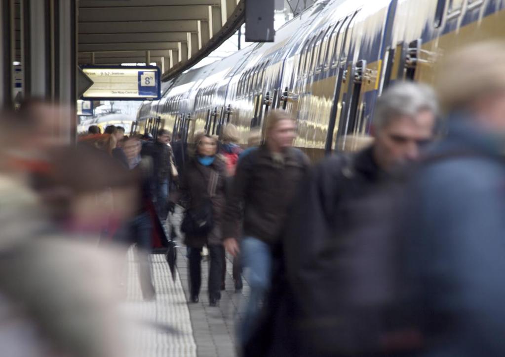 bescherming van de reizigers en het spoorsysteem tegen opzettelijk menselijk handelen, zoals vandalisme, sabotage en terrorisme. Dit wordt aangeduid met het begrip security. A2.