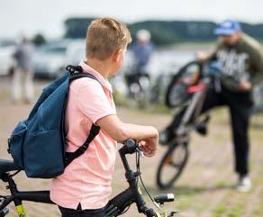 Papa en mama willen soms in het weekend ook een rondje fietsen. Even met het pontje naar de overkant of picknicken langs het water. Dat vind ik niet altijd leuk.