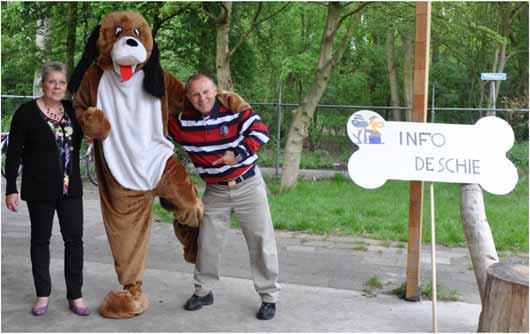 JUBILEUM Dit jaar bestaat Hondenvereniging De Schie 10 jaar. We konden dit niet zomaar voorbij laten gaan. Na de nodige vergaderuurtjes met het bestuur gingen we eerst op zoek naar een locatie.