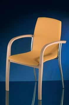 . Regina SR De ideale combinatie tussen hout en chroom is perfect in de stoel Regina. Stoel met gestoffeerde zitting en rugleuning en armleuningen.