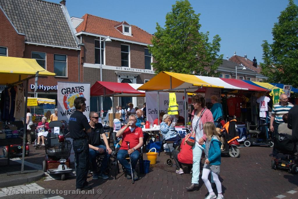 Augustus 1 Scootmobieltocht 3 Quintus Rolstoelhandbal 8 Scootmobieltocht Vitis Welzijn / Sociaal makelaar toegankelijkheid s- Gravenzande 10 Schut Sanitair Pop-up store de Tuinen Naaldwijk 12 / Meyra