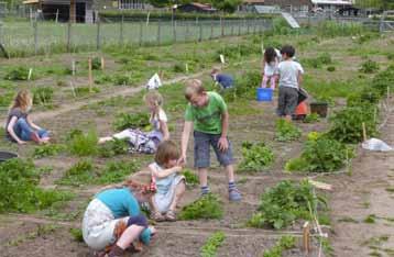 Themakisten keuzes maken Speciale aandacht voor een bijzonder concept leskisten: de Keuzekisten. Met Keuzekisten werken kinderen aan de waardenontwikkeling.