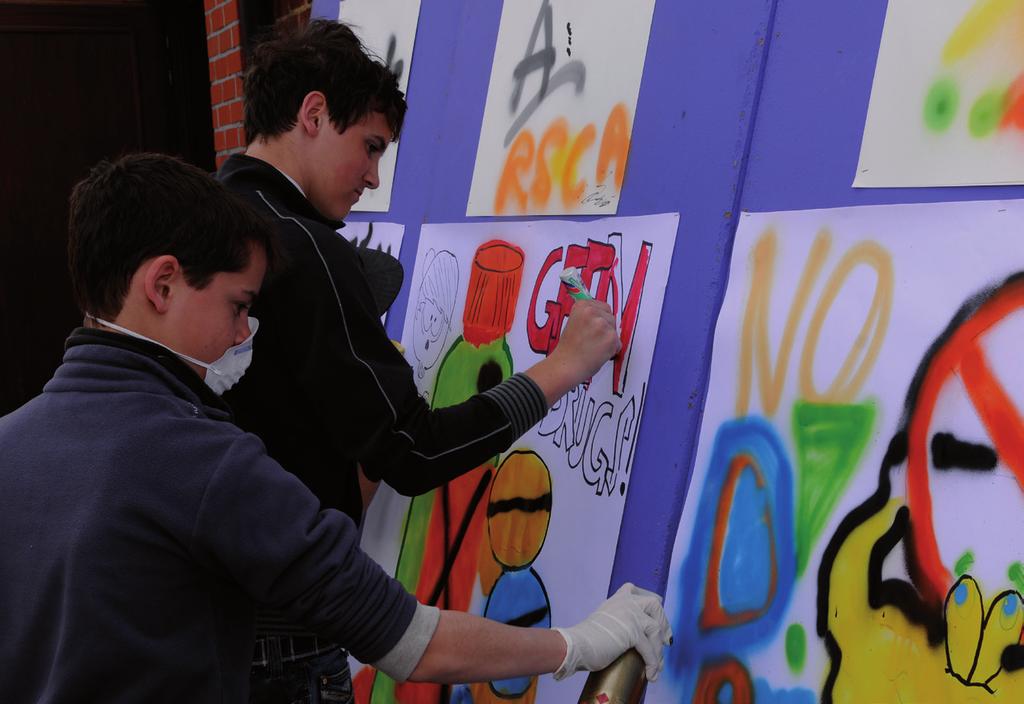 Activiteiten buiten de school Ken je het Stripmuseum? Technopolis? Oceade? Hou je van reizen, doe je graag sport, ben je geboeid door toneel of film,.