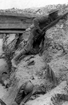 Loopgravenoorlog Lees het verhaal over de Eerste Wereldoorlog. De Eerste Wereldoorlog Iedereen ging ervan uit dat de Eerste Wereldoorlog maar kort zou duren.