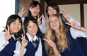 Schoolprogramma Japan Leef bij een gastgezin en volg les aan een plaatselijke middelbare school.