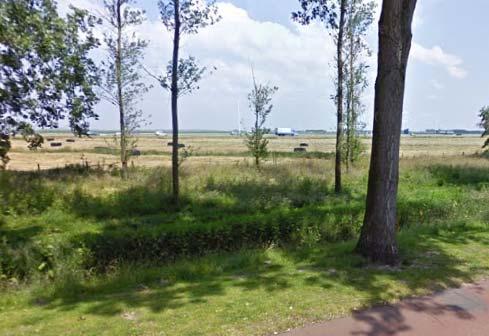 Deelrapport Sociale Aspecten Dat is het geval op de volgende locaties: Ter hoogte van de aansluiting Soest twee boerderijen met uitzicht op de weg (alleen wanneer bomen kaal zijn, s winters.