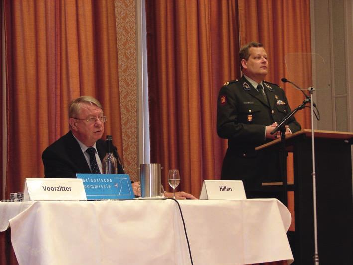 Minister van Defensie Hans Hillen (foto: Atlantische Commissie) Europa. Dit kan alleen als we ook in lasten vuurkracht verdwijnt en toekomstgerichte blijven delen.