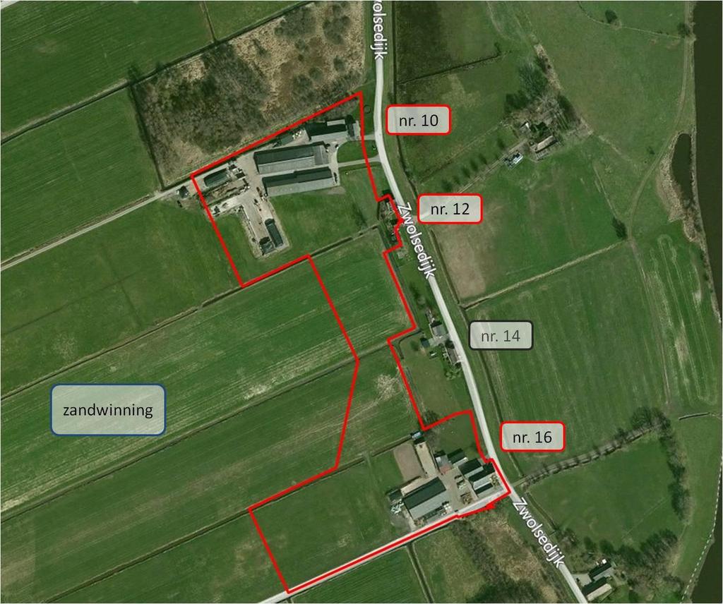 Inleiding afbeelding 2: luchtfoto plangebied (Google Maps) Zwolsedijk 10 Erf nr. 10 heeft in vergelijking met de andere erven langs de Zwolsedijk een relatief grootschalig karakter.