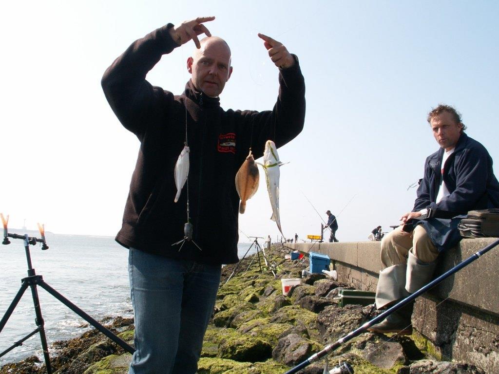 Strakke lijnen, Stipo #97 Hoi, Mijn goede zeevisvriend (Erik) is op 4 mei s'avonds zijn Shimano Beastmaster vergeten mee te nemen.