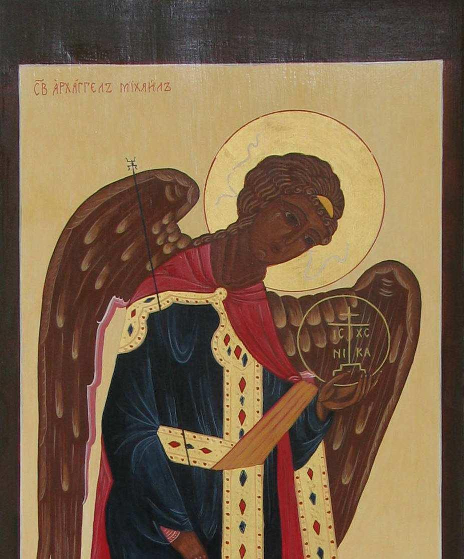 Icoon no. 28 Afmeting 30x68 cm. (BxH) Prive De engel Michaël.