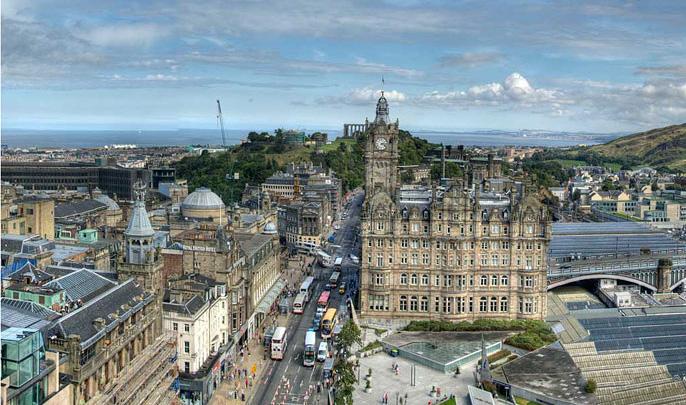 Met deze excursie van woensdag tot en met maandag willen wij u de gelegenheid bieden kennis te maken met Schotland en de stad Edinburgh.