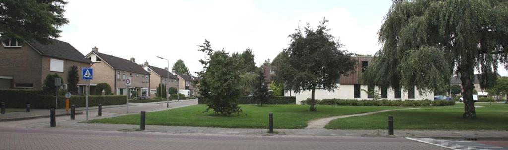 Omschrijving In een mooie en in kindvriendelijke woonomgeving nabij scholen in Plan Oost gelegen: Uitgebouwde TWEE-ONDER-ÉÉN KAPWONING met riante vrijstaande garage.