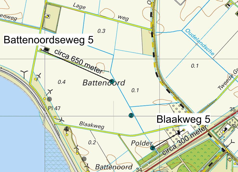 Bij het windpark zijn een tweetal woningen welke binnen de sfeer van de inrichting behoren (woning van een grondeigenaar en een andere bij de inrichting betrokkene) en waar derhalve niet wordt