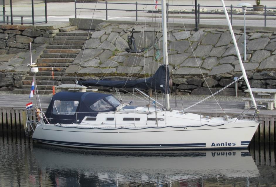 2017 De Annies gaat vroeg het water in en nadat we haar naar Enkhuizen hebben gevaren vanaf Eindhoven, vetrekken we op 7 mei uit Enkhuizen.