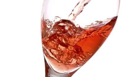 ROSÉ ROSÉ rosé kleurstoffen aardbei bloesem braam bessen kersen pruimen framboos jam roos Roséwijn wordt gemaakt van blauwe druiven, soms in combinatie met witte