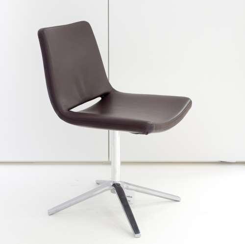 Leveringskosten artikel nummer Artek Paimio chair fauteuil, berken multplex, zitting wit gelakt 3265,00 30 % 2286 ART-1036 Flat C Wandkast met tv