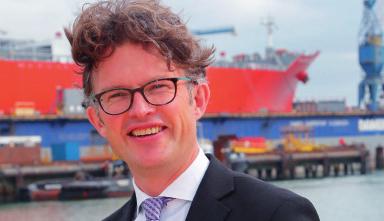 DONG en Zeeland Seaports hebben een samenwerkingsovereenkomst getekend voor het windpark Borssele 1&2. De bouw en het onderhoud van het windpark zal worden uitgevoerd vanuit de Buitenhaven.