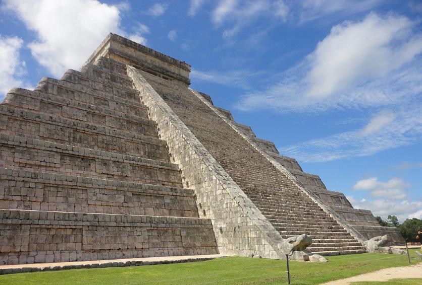 Ontdek de indrukwekkende en spectaculaire Maya-vindplaatsen Chichén Itzá, Uxmal en Mérida