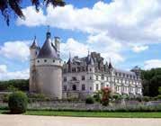 FRANKRIJK LOIRE PUY DU FOU NIEUW BOURGONDIË DORDOGNE NIEUW Kastelen van de Loire Deze regio wordt terecht de tuin van Frankrijk genoemd of de vallei der