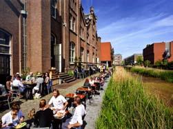 8 Vijvertuin met horeca horecatuin in voormalig GWL Bedrijfsgebouw - Amsterdam Tussen de werkplaats en